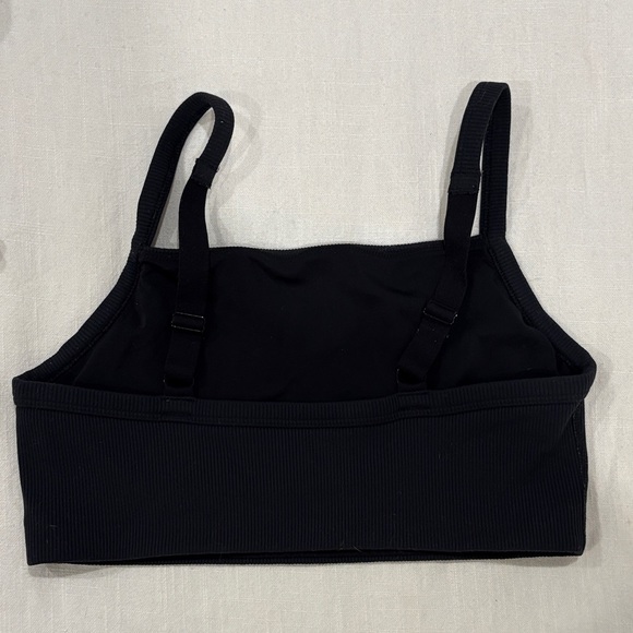 Aerie Black Ribbed Sports Bra - Picture 3 of 3